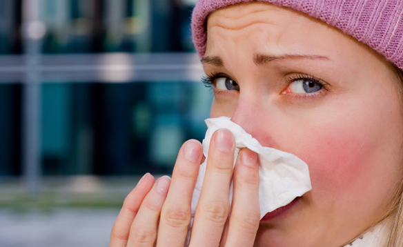 Traiter les maladies hivernales grâce aux huiles essentielles